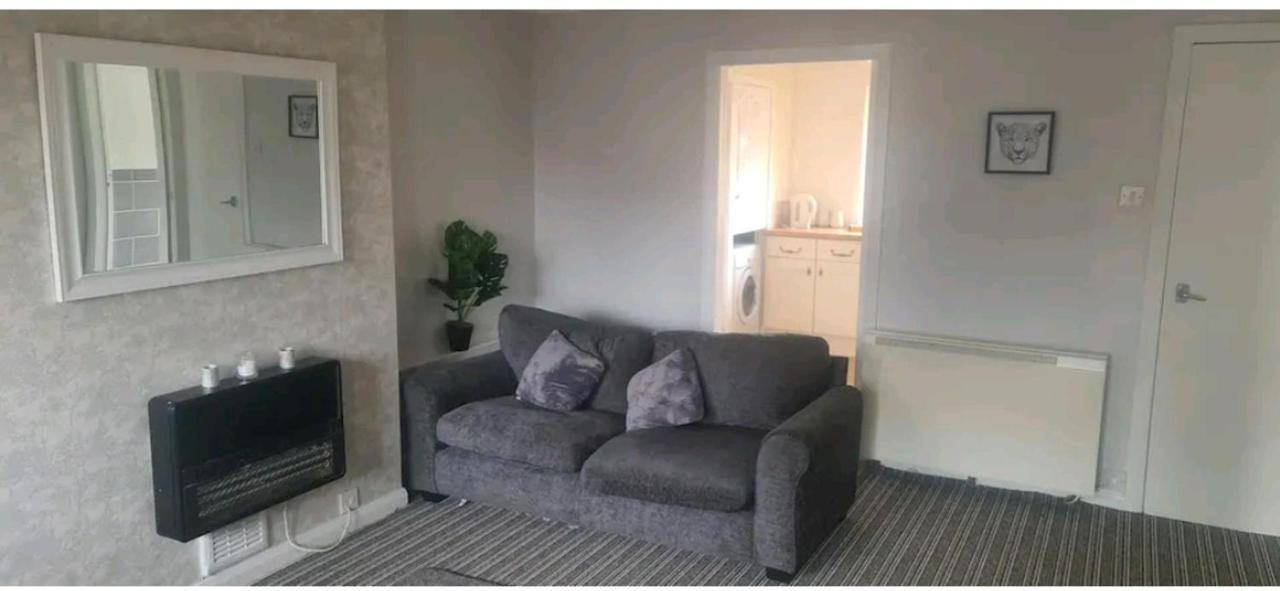Beautiful 2-Bed Apartment In Campbeltown Exterior foto