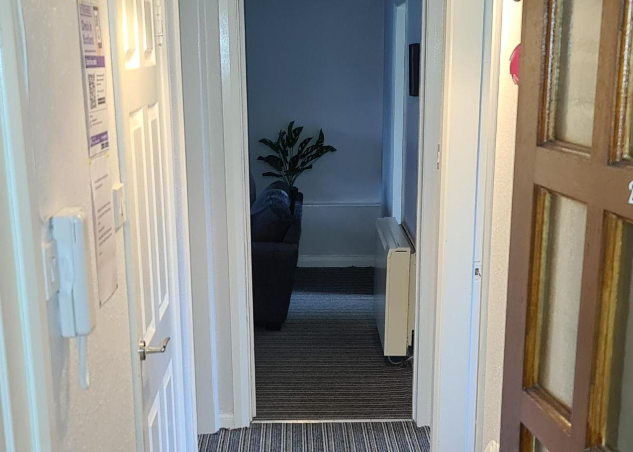 Beautiful 2-Bed Apartment In Campbeltown Exterior foto