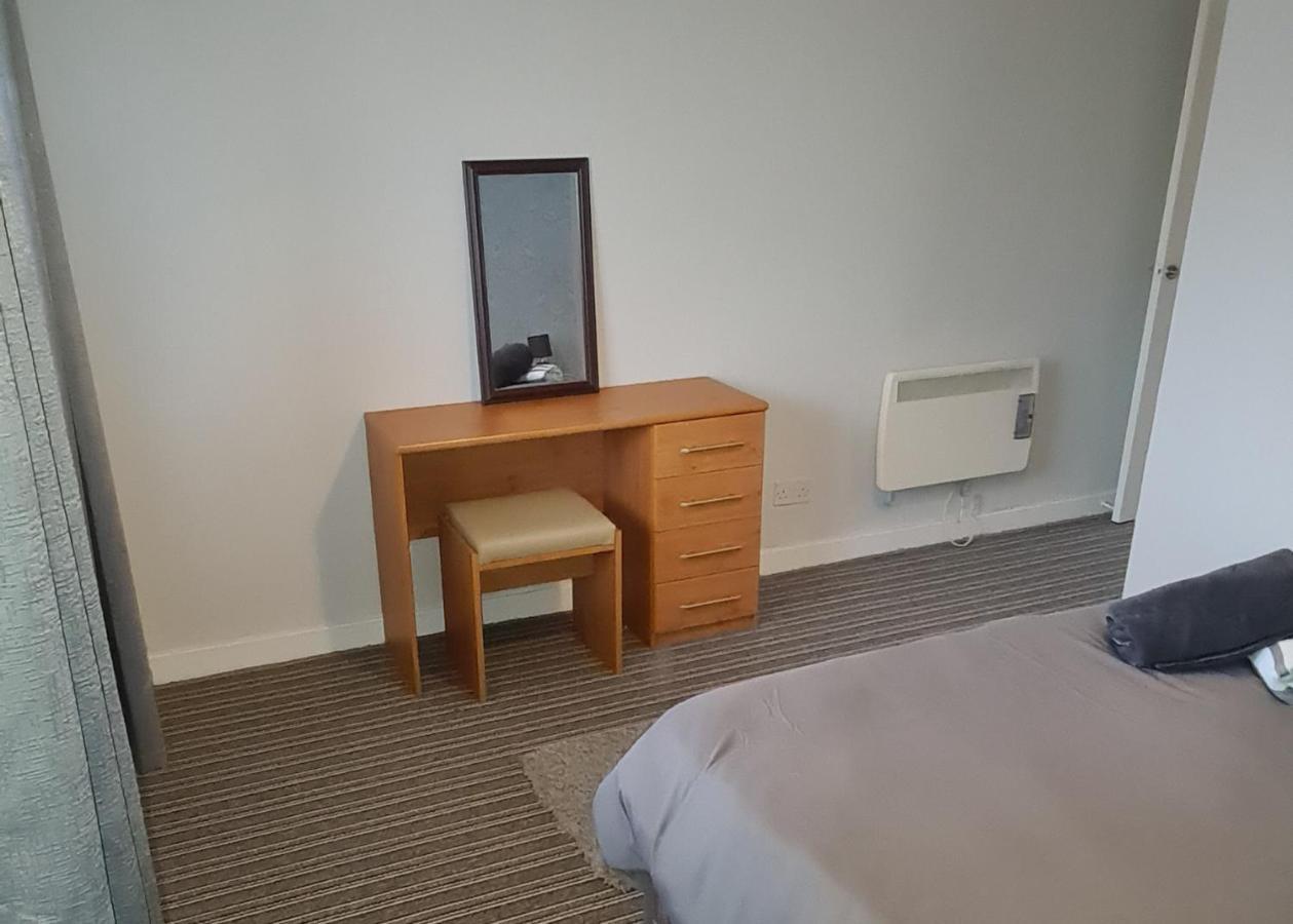 Beautiful 2-Bed Apartment In Campbeltown Exterior foto