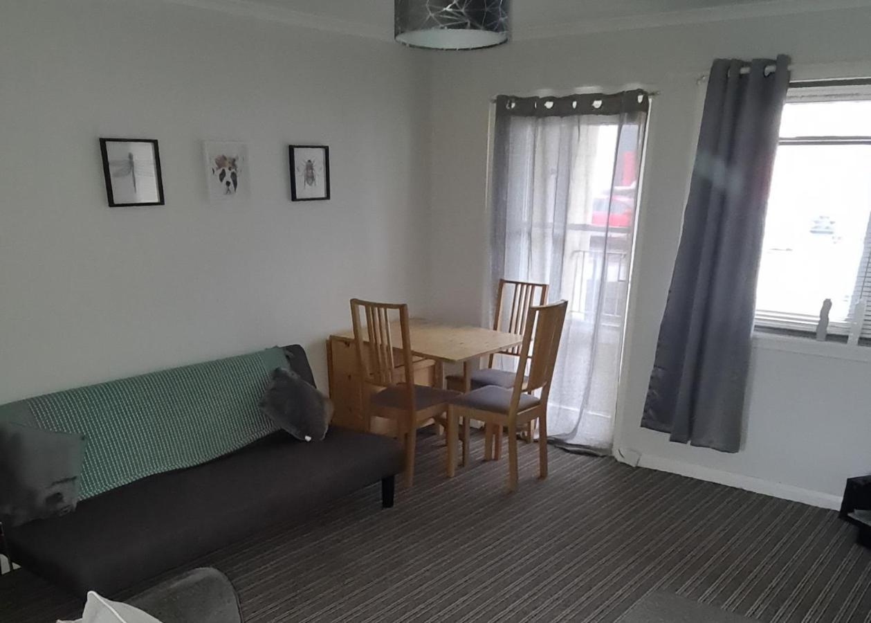 Beautiful 2-Bed Apartment In Campbeltown Exterior foto